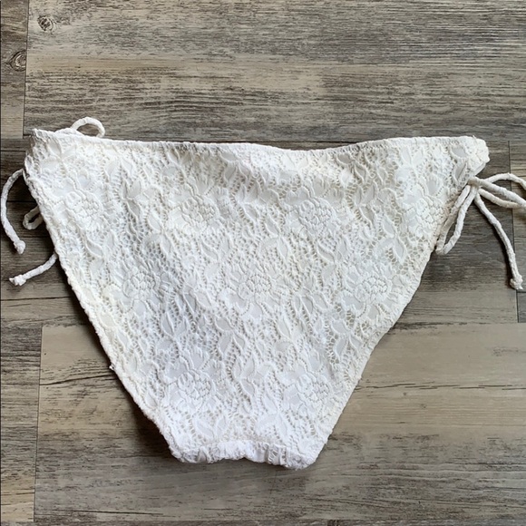 Women's Victoria’s Secret Lace Strapless Bikini Swimsuit Small Large - Picture 12 of 15